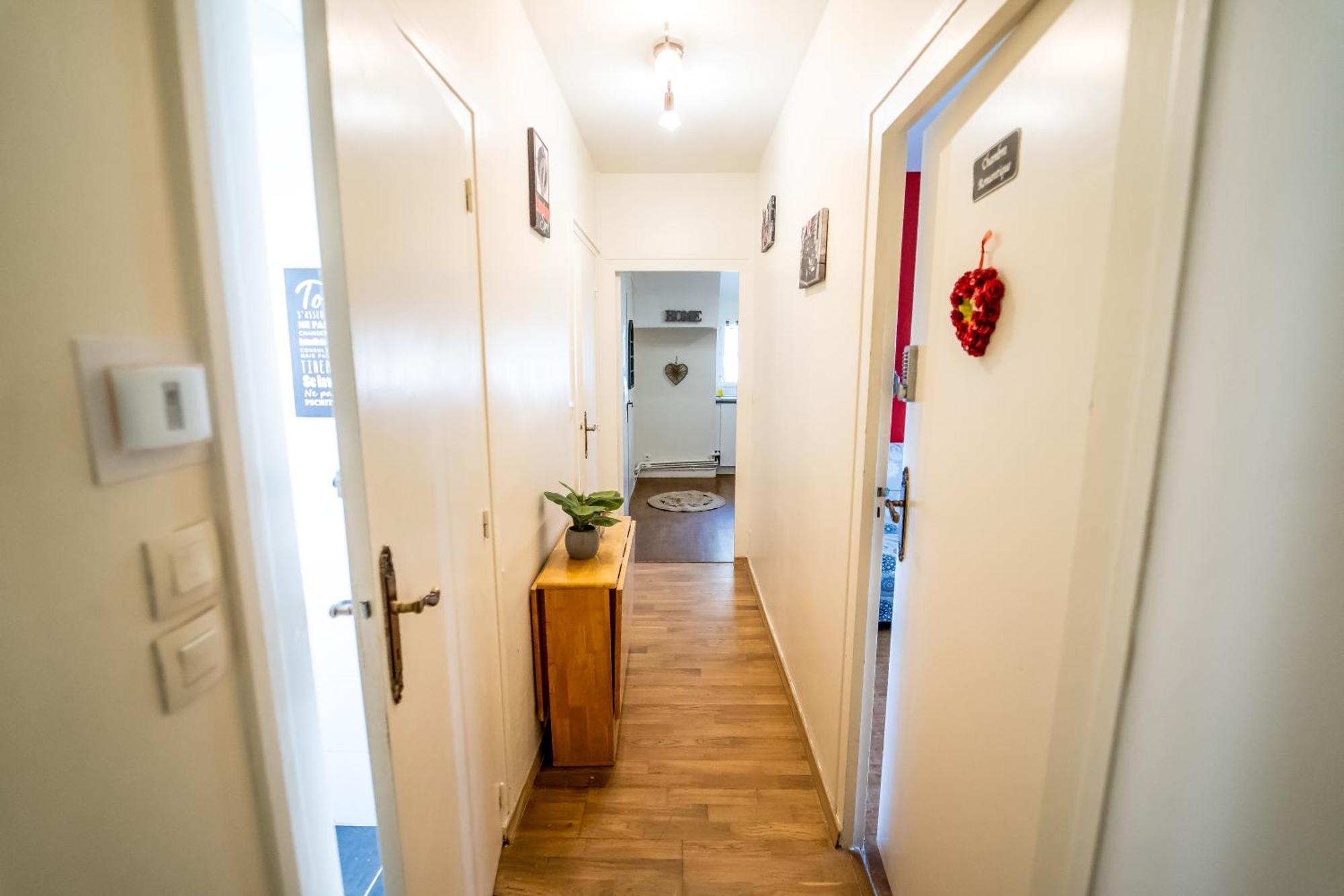 Appart 4 Chambres Parking Voitures Velos 10Min Blois Exterior foto