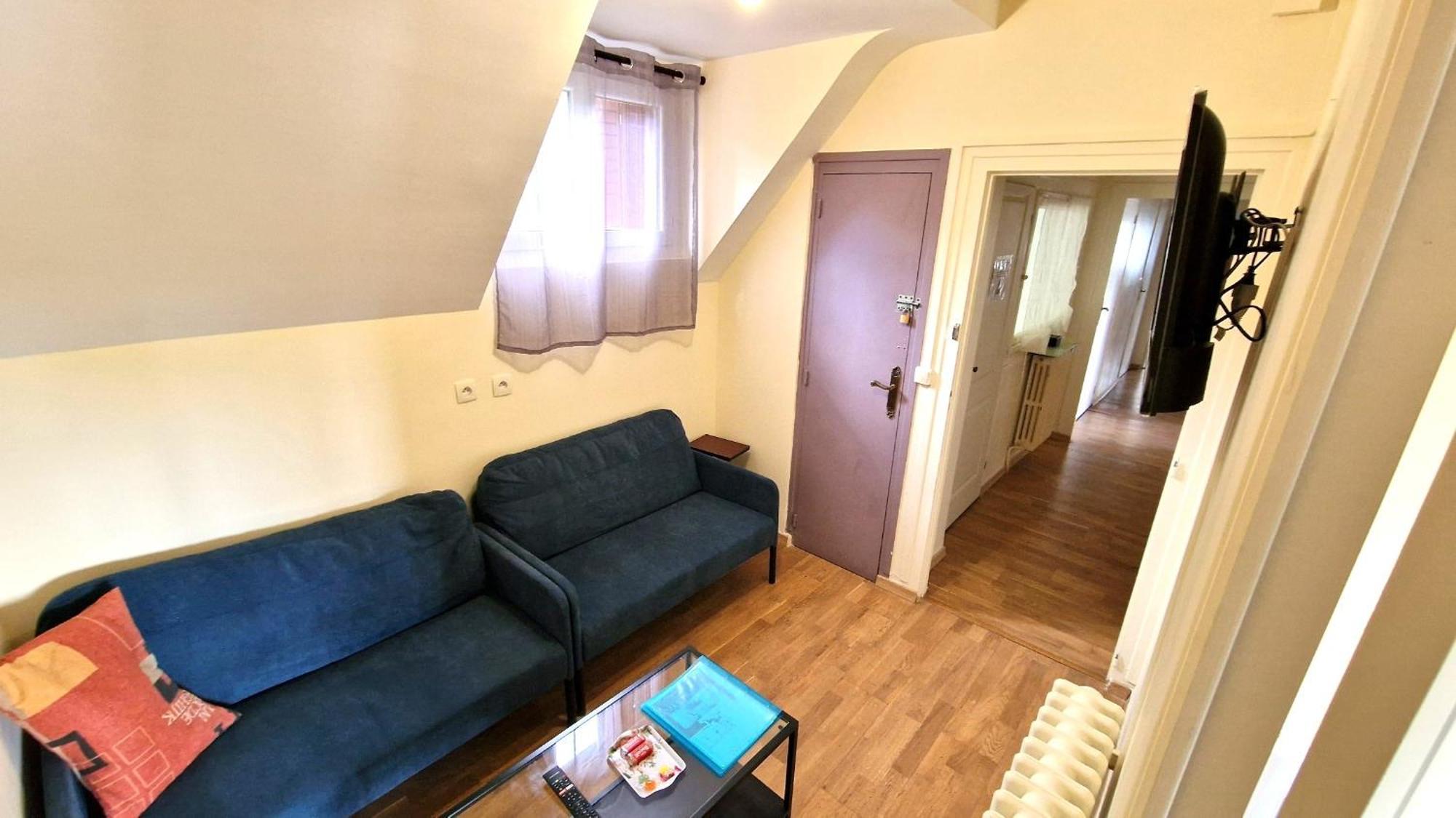 Appart 4 Chambres Parking Voitures Velos 10Min Blois Exterior foto